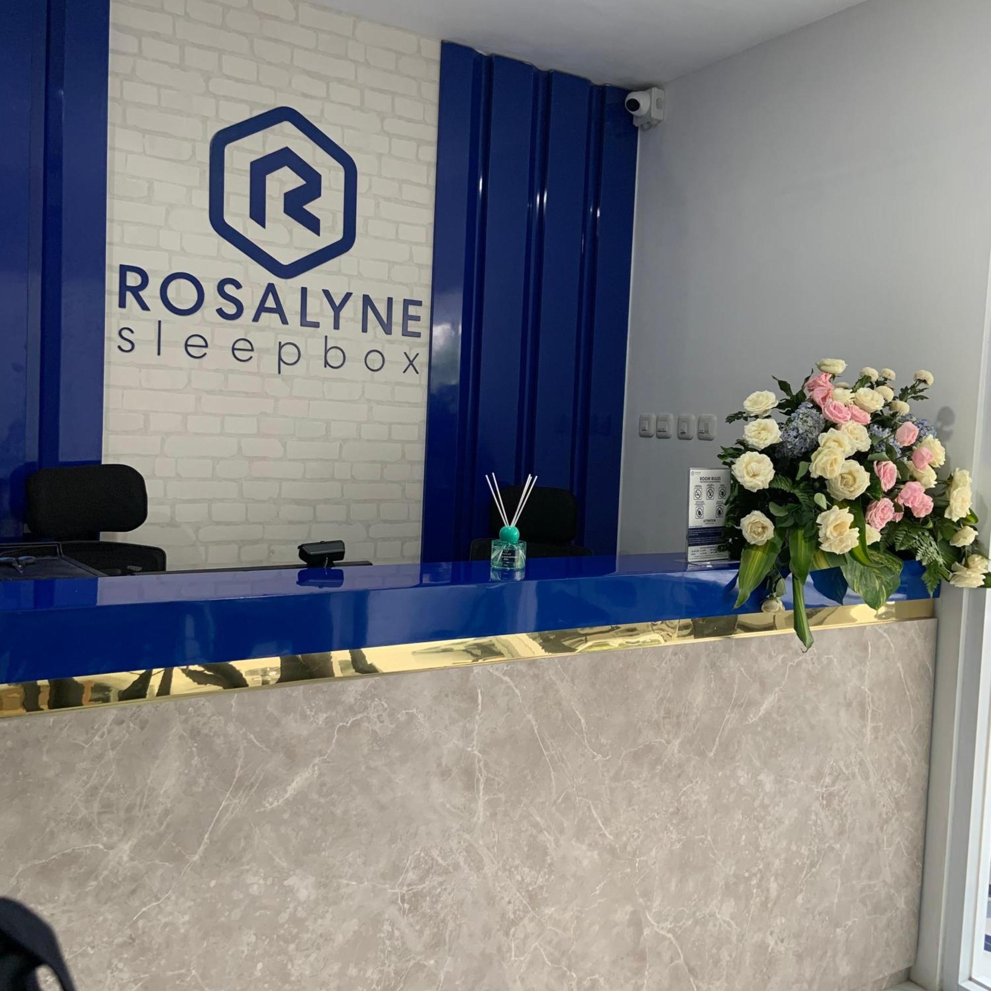 Rosalyne Sleepbox Malioboro 3 Hotel Yogyakarta Ngoại thất bức ảnh